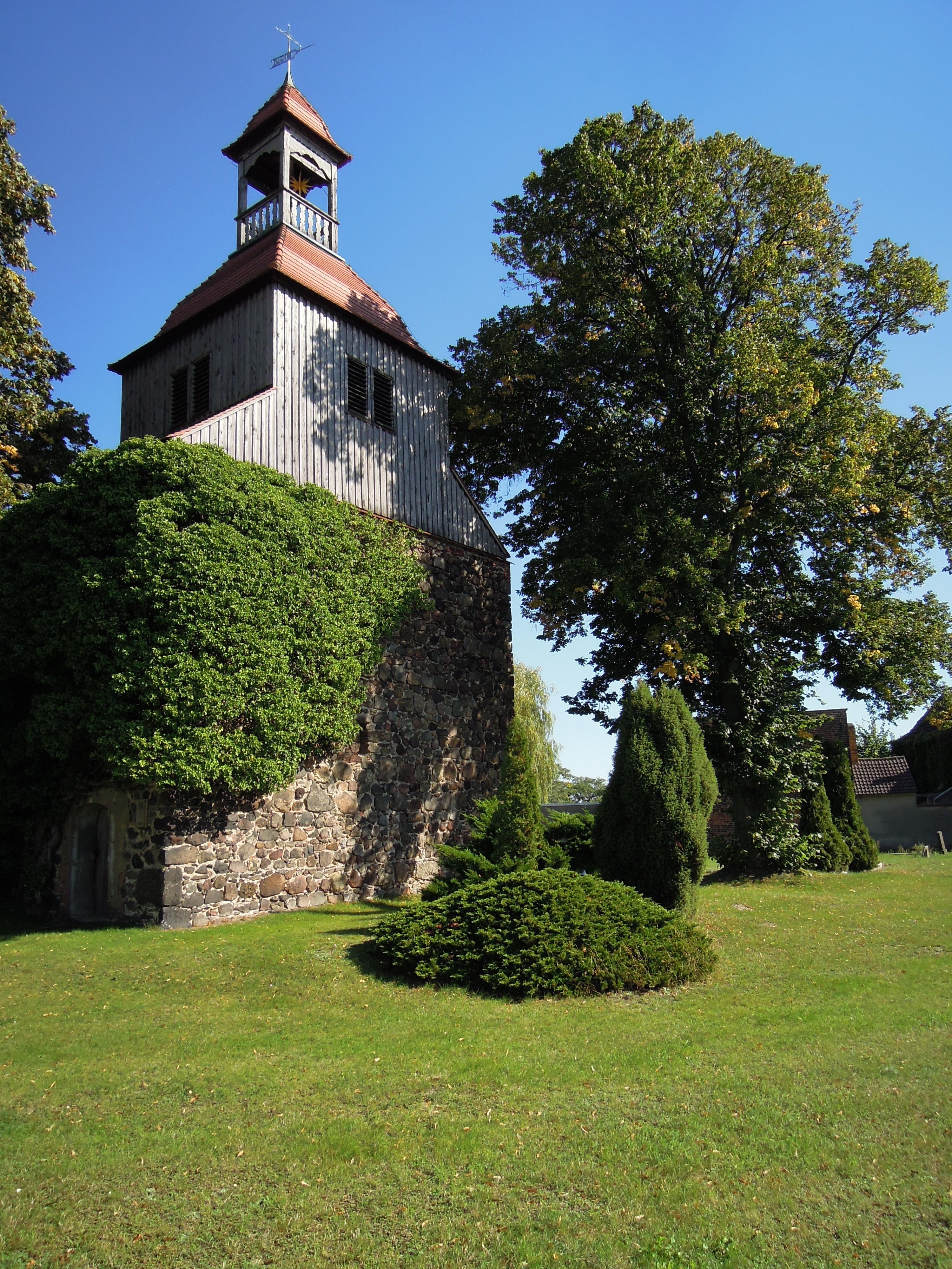Kirche Gommlo