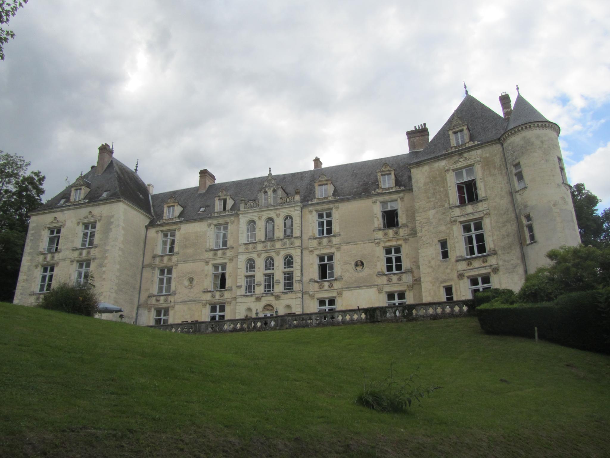 Chateau de Villeray