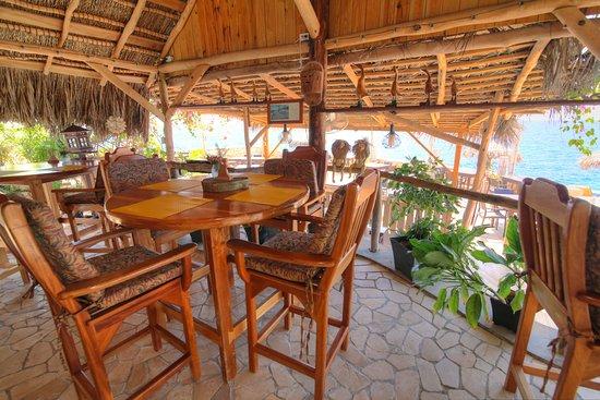 Ivan's Bar & Restaurant At Catcha Falling Star Hotel