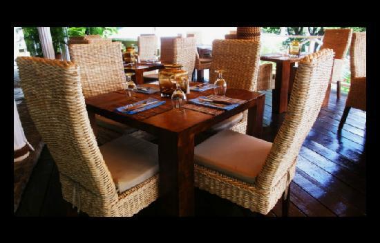 Driftwood Restaurant & Bar