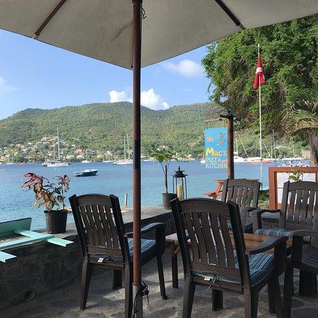 Mac's Pizza & Kitchen