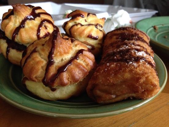 Moose-AKa's Food Truck