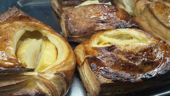 Bar Parisien Di Gianino Jean