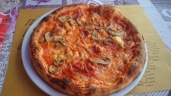 Pizzeria bar moderno