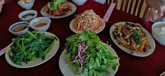 Restaurant 64 Moc Chau