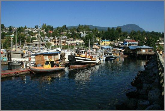 Molly's Reach Restaurant