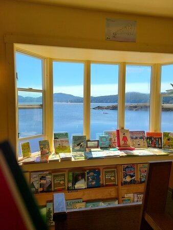 Darvill's Book Store