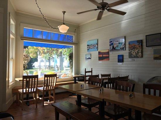 Henry's Market & Cafe