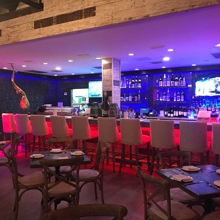 Moon Thai & Japanese