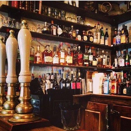 The White Horse Restaurant and Tavern