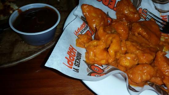 Hooters