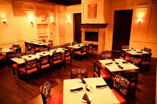 Firefly Restaurant & Bar