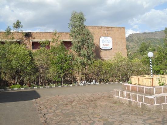 Roha Hotel Restaurant