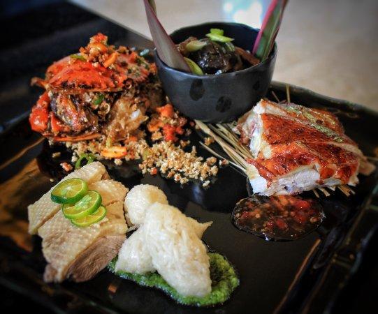 Yue Rong Zhuang MingYue Restaurant