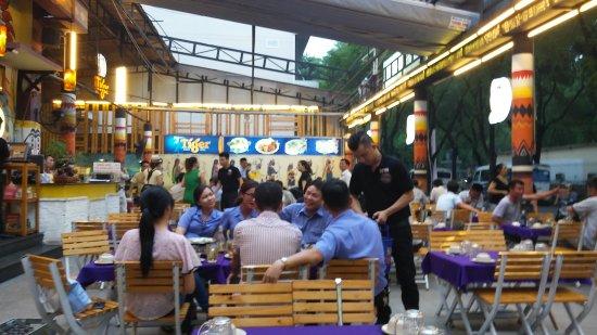 Saigon Xua va Nay