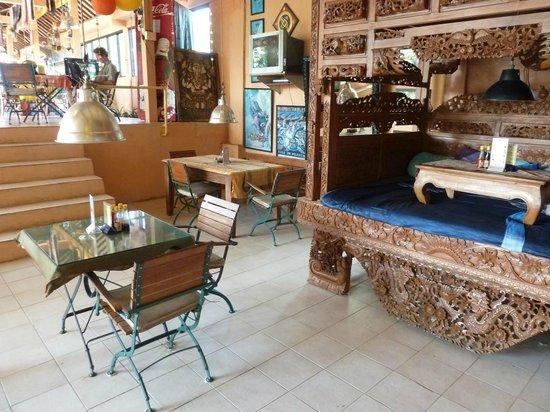 Yeye's Warung and Gift Shop