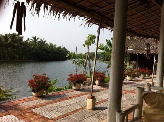 Coco Restaurant and Bar