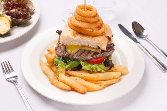 Standpipe Golf Motor Inn