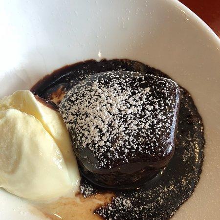 Pats Italian Restaurant & Bar