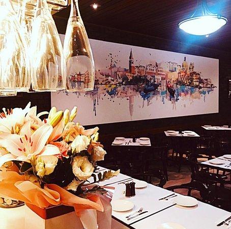 Tony's Italian Restaurant