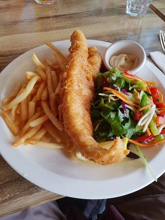 Manta Ray Bistro at Stradbroke Island Beach Hotel