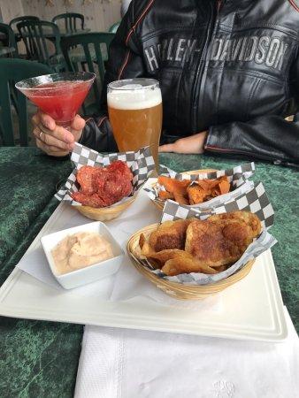 Le Cachottier Bistro Bar