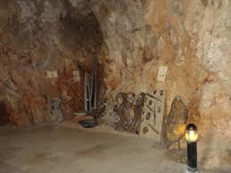 Cueva de las Calaveras