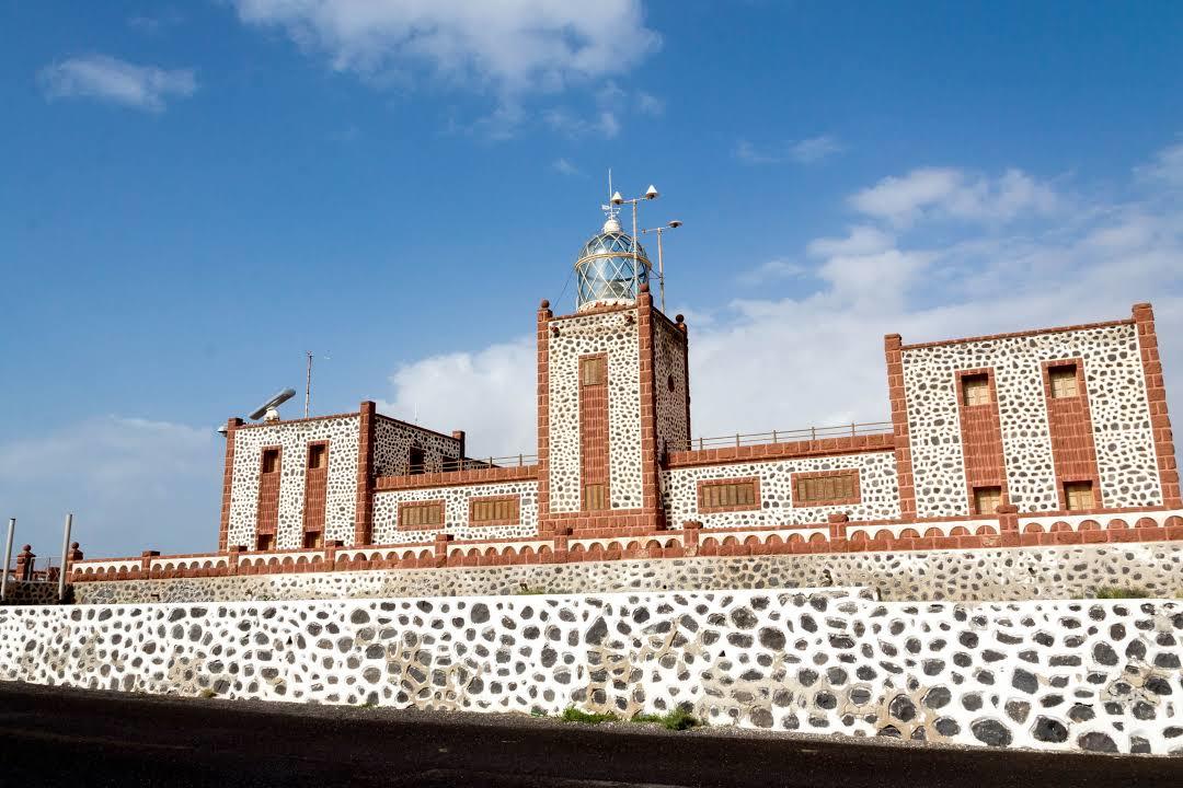 Faro di La Entallada