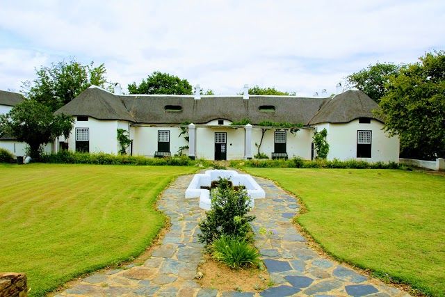 Drostdy Museum Library