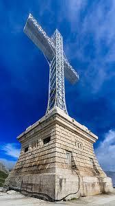 Cruz de los Héroes Nacionales