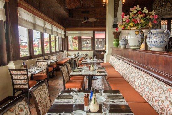 LANTERNA Italian Steakhouse