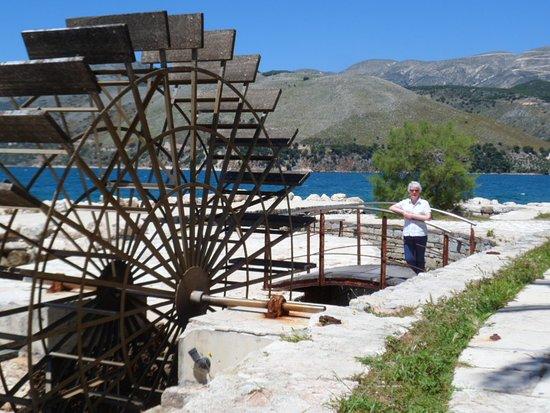 Katavothres Club Restaurant