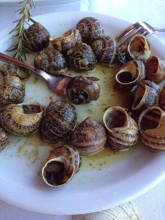 9 Muses Lounge Restaurant