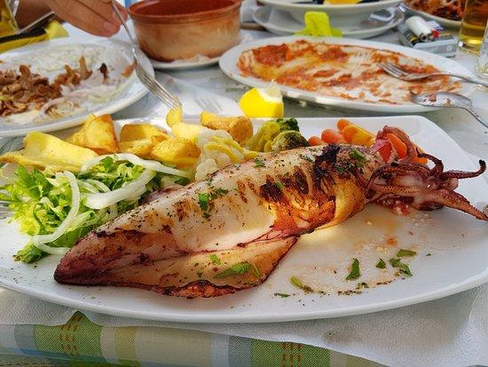 Akrogiali Fishtavern