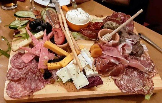 Ta' Cardona Wine Bar