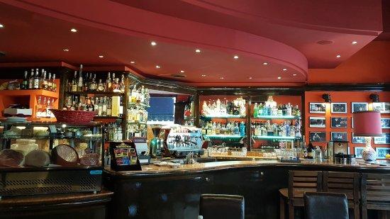 DB Wine, Food & Spirits