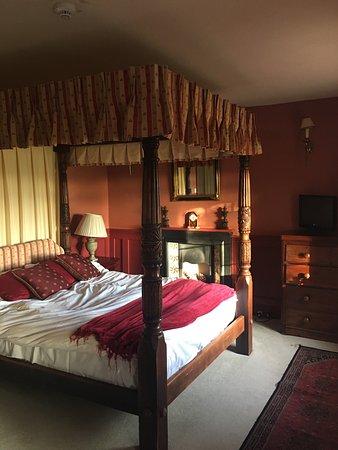 The Hunters Rest Inn