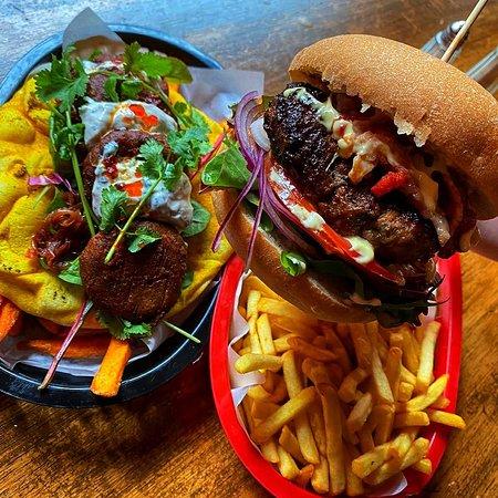 Slouch Bar Kitchen & Venue