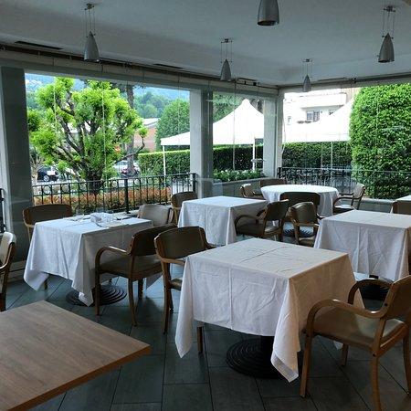 Belas - Pool & Restaurant