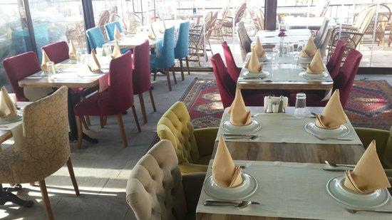 Vadi Cafe Restaurant