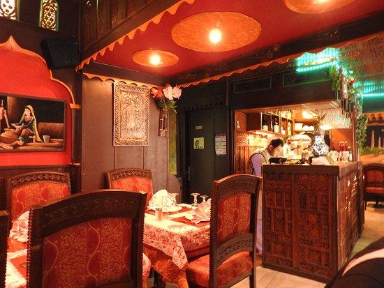 Au Jardin du Kashmir