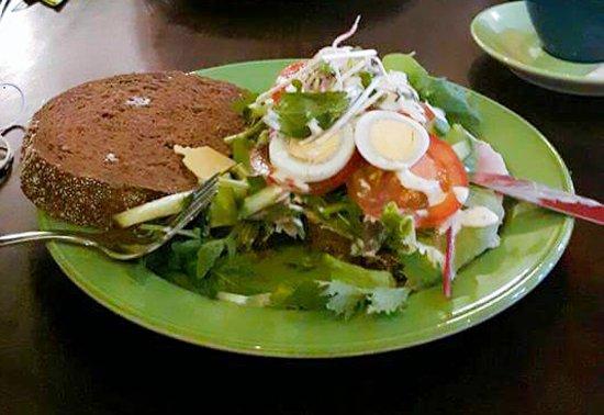 De Dromaai Lunch Sweets Dinner Drinks