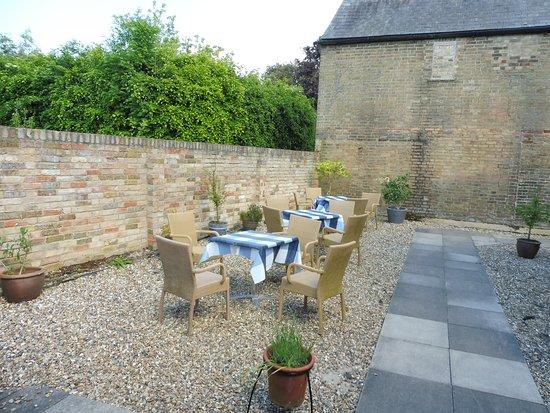 Hemingford Garden Room