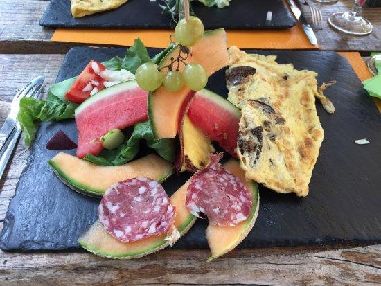 Un Dimanche à La Campagne