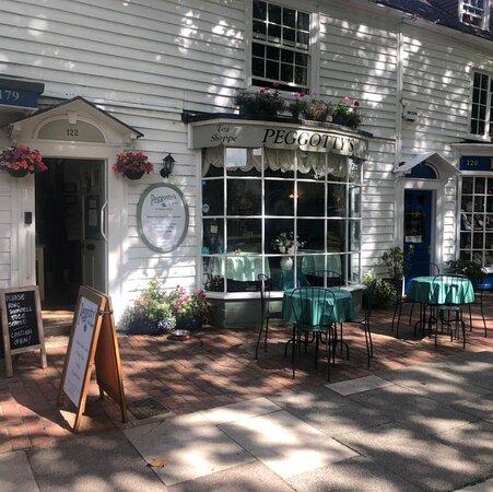 Peggotty's Tea Shoppe