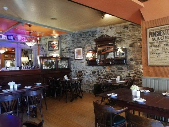 Butt Mullins Restaurant