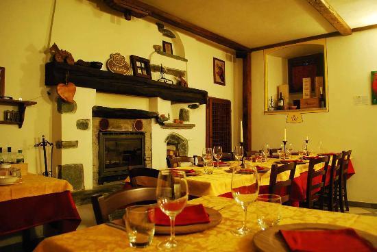 Le Bourg Chez Dedè di Bertola Vittoria