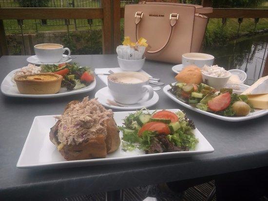 Hall Place Riverside Cafe