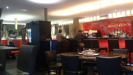 Kiora Restaurant & Bar