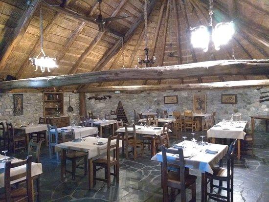 Las Pallozas De Carracedelo